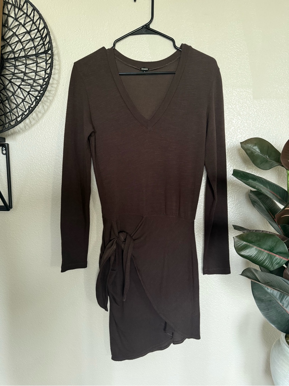 🍂 MONROW Supersoft Long Sleeve V-Neck Tie Front Mini Wrap Dress Brown S NWOT